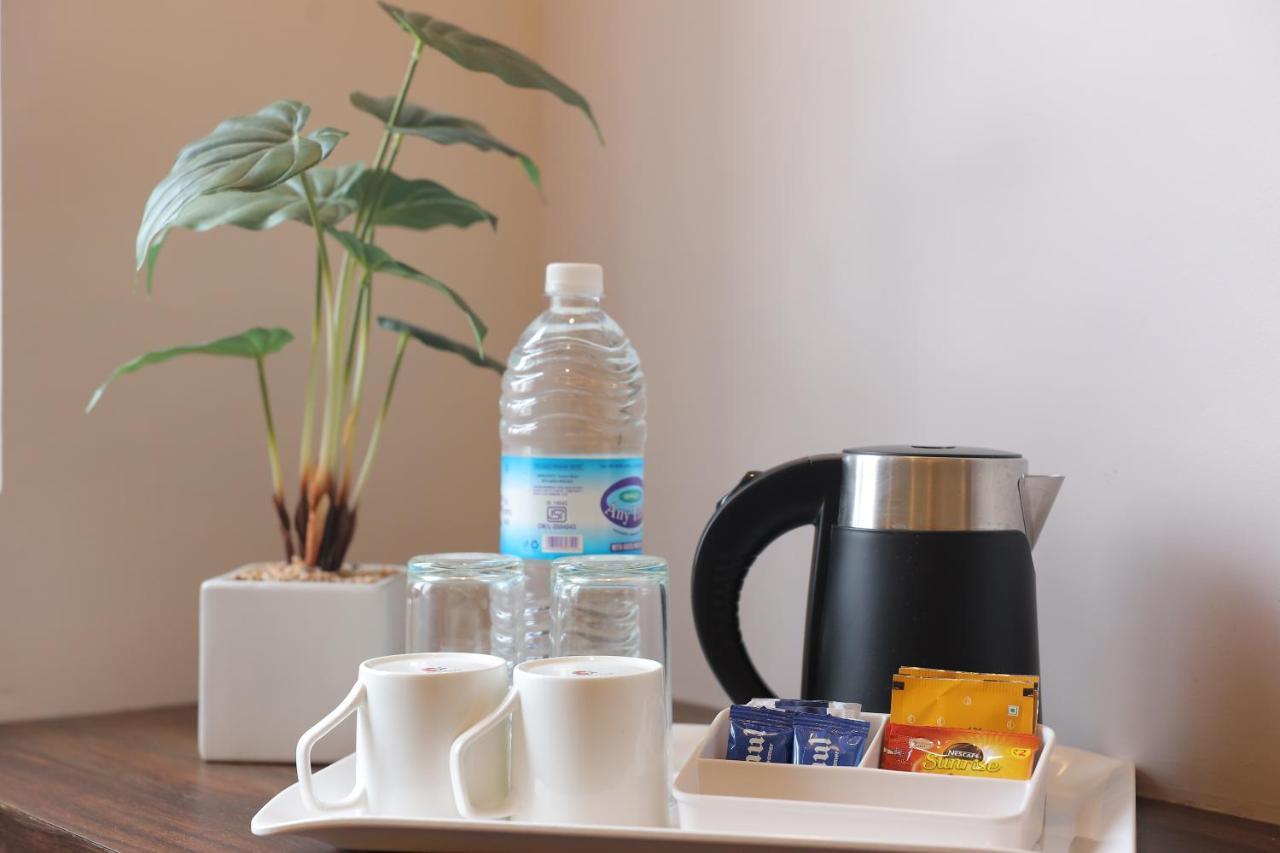 Vovo Hotels Yelahanka Εξωτερικό φωτογραφία