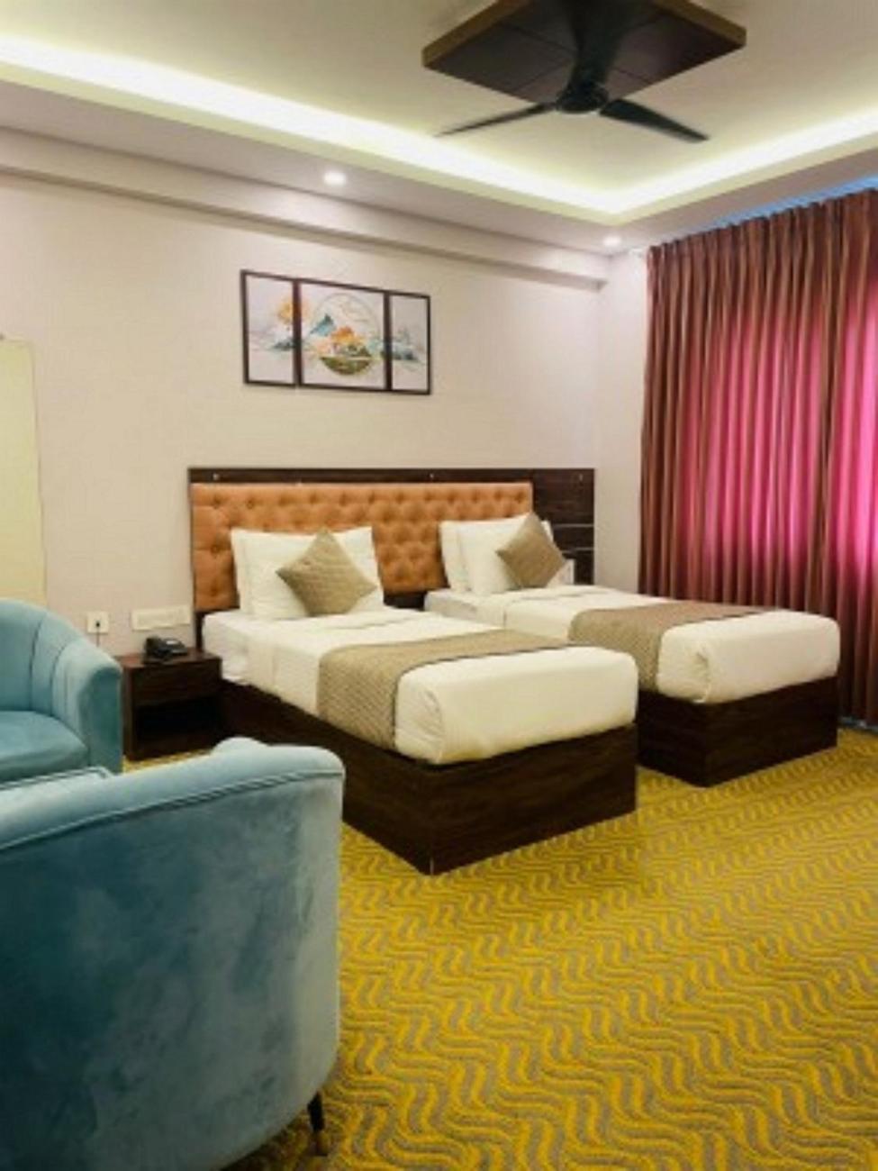 Vovo Hotels Yelahanka Εξωτερικό φωτογραφία