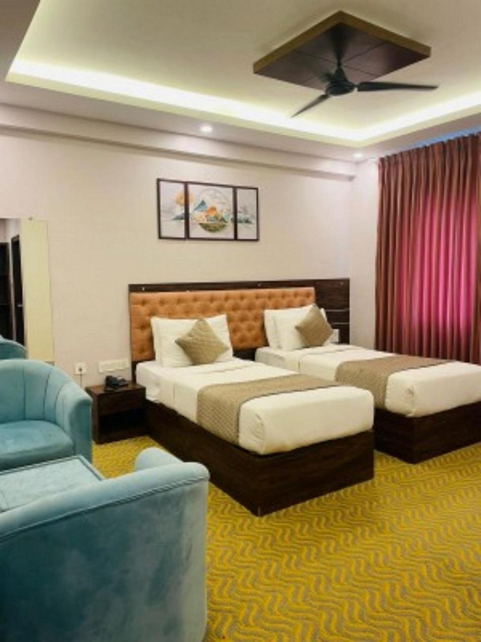 Vovo Hotels Yelahanka Εξωτερικό φωτογραφία