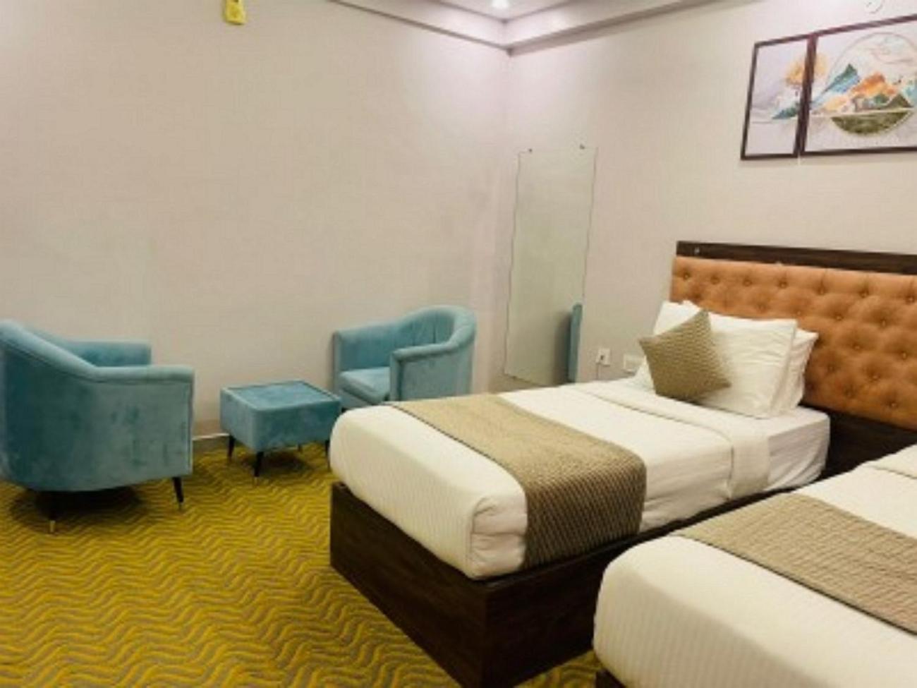 Vovo Hotels Yelahanka Εξωτερικό φωτογραφία